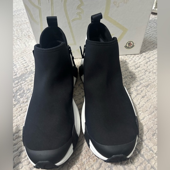 NWT Moncler Black and White Sneakers compassor zip womens size 40 - Picture 4 of 7